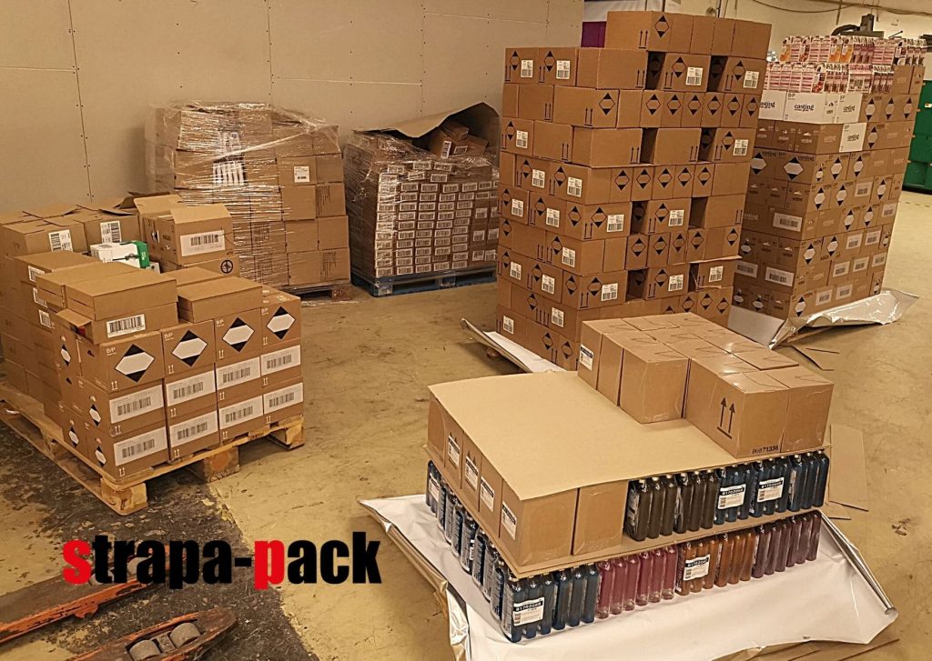 stacking onto pallets